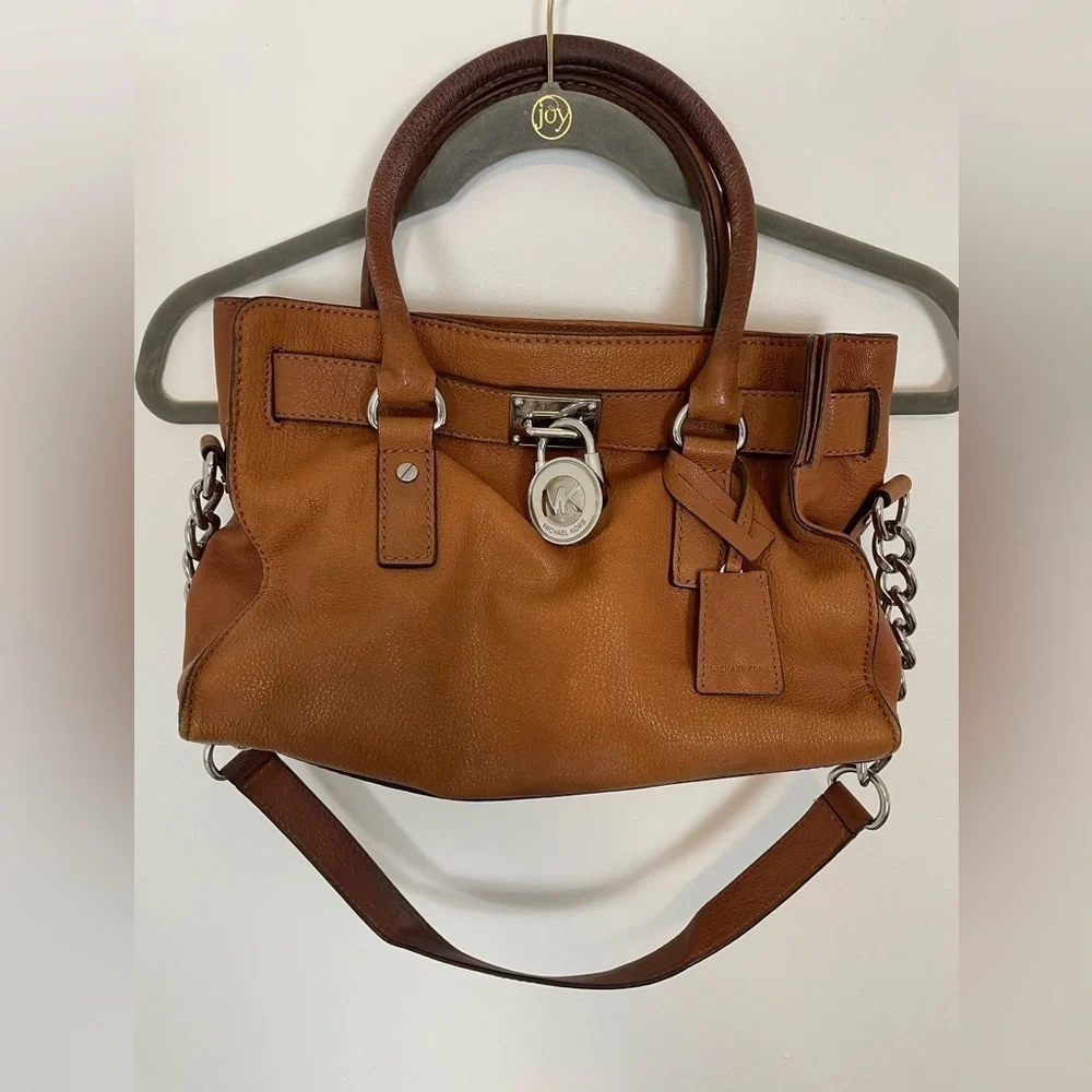 Michael Kors Hamilton Acorn Brown Saffiano Leather Shoulder Handbag Lock & Key